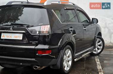 Внедорожник / Кроссовер Mitsubishi Outlander 2010 в 