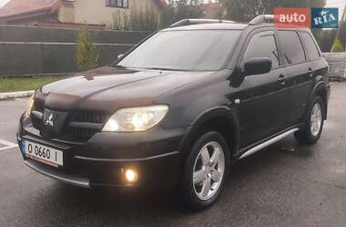 Внедорожник / Кроссовер Mitsubishi Outlander 2007 в Киеве