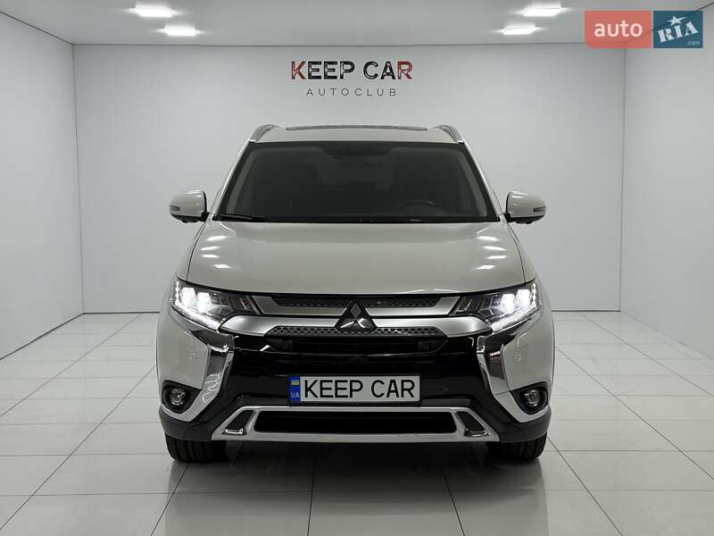 Внедорожник / Кроссовер Mitsubishi Outlander 2018 в Одессе