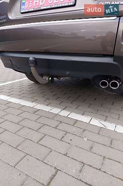 Внедорожник / Кроссовер Mitsubishi Outlander 2011 в 