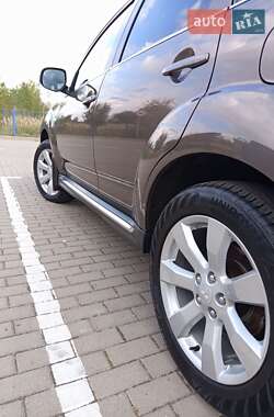 Внедорожник / Кроссовер Mitsubishi Outlander 2011 в 
