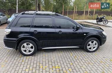 Внедорожник / Кроссовер Mitsubishi Outlander 2008 в 