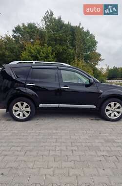 Внедорожник / Кроссовер Mitsubishi Outlander 2007 в 