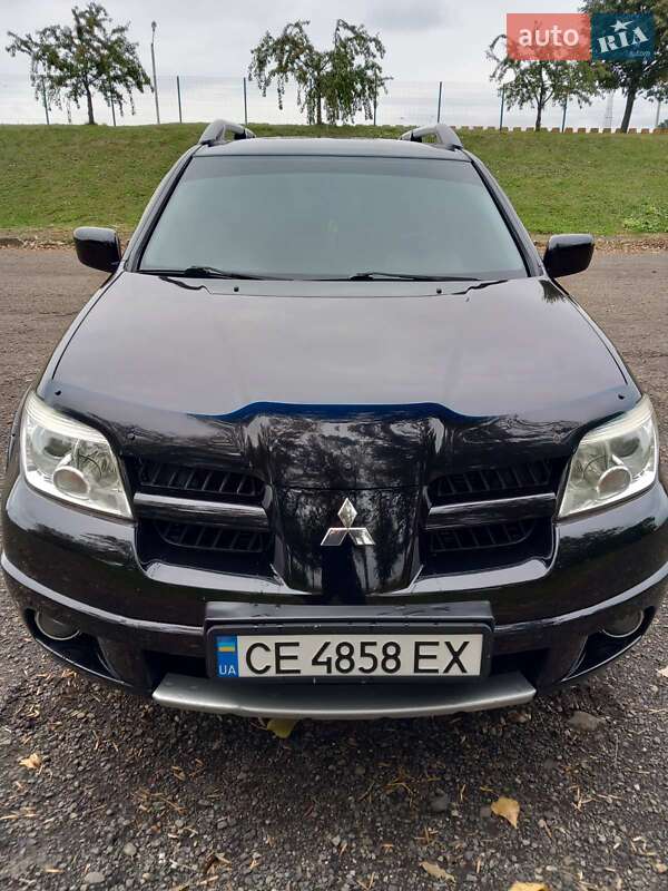 Внедорожник / Кроссовер Mitsubishi Outlander 2007 в 
