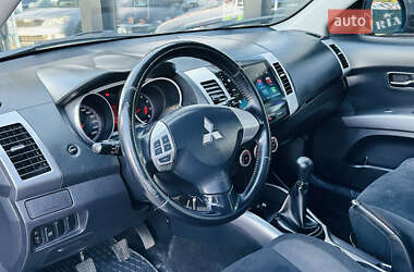 Внедорожник / Кроссовер Mitsubishi Outlander 2007 в 