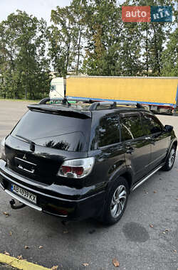 Внедорожник / Кроссовер Mitsubishi Outlander 2006 в 