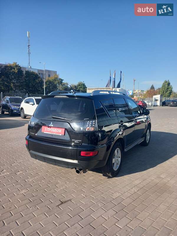 Позашляховик / Кросовер Mitsubishi Outlander 2010 в Полтаві