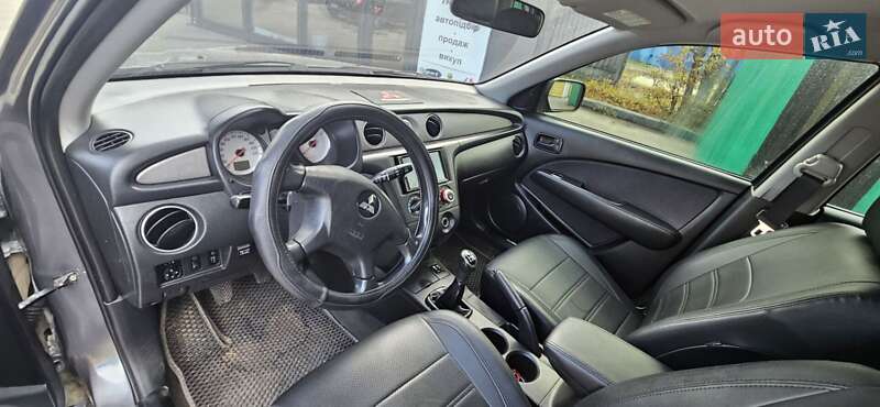 Внедорожник / Кроссовер Mitsubishi Outlander 2008 в Киеве фото 8 Внедорожник / Кроссовер Mitsubishi Outlander 2008 в Киеве