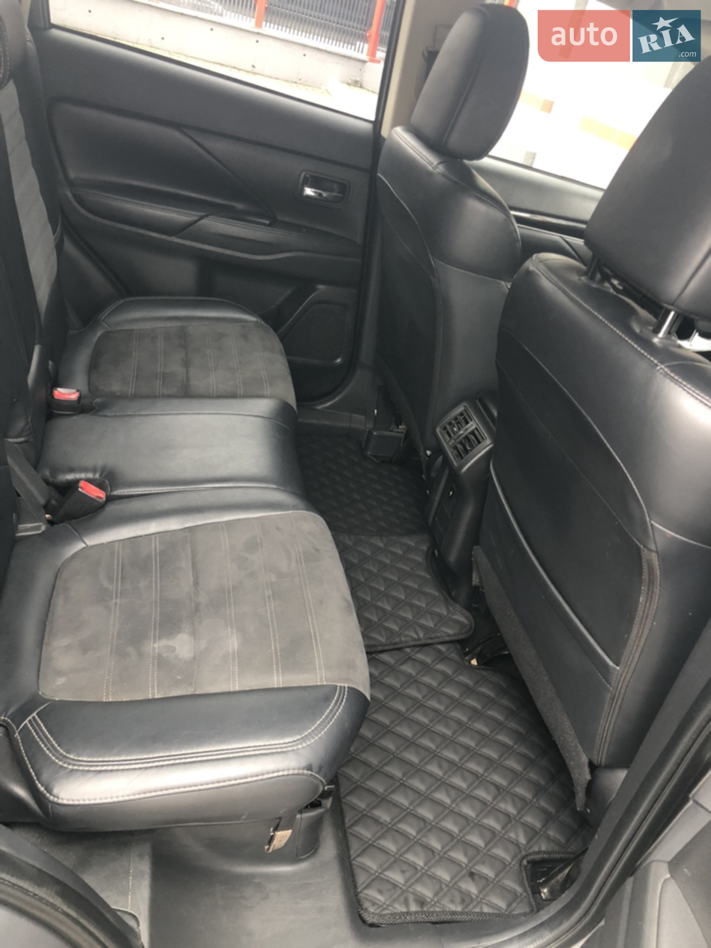 2019 Mitsubishi Outlander - мініатюра 22