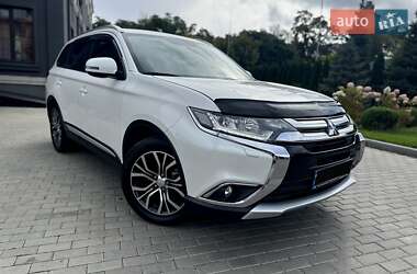 Внедорожник / Кроссовер Mitsubishi Outlander 2016 в Днепре