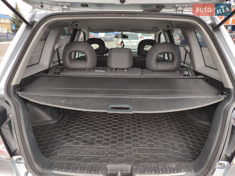 Внедорожник / Кроссовер Mitsubishi Outlander 2008 в Прилуках фото 16 Внедорожник / Кроссовер Mitsubishi Outlander 2008 в Прилуках