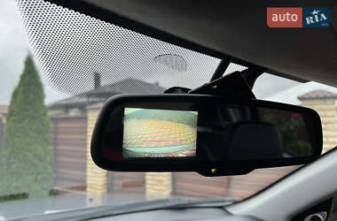 Внедорожник / Кроссовер Mitsubishi Outlander 2012 в 