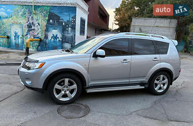 Внедорожник / Кроссовер Mitsubishi Outlander 2008 в 