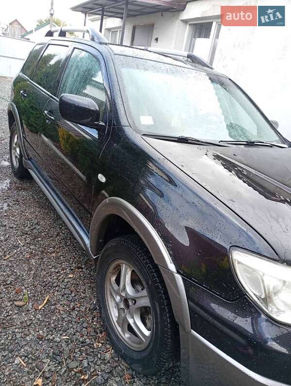 Mitsubishi Outlander 2004 Mitsubishi Outlander 2004