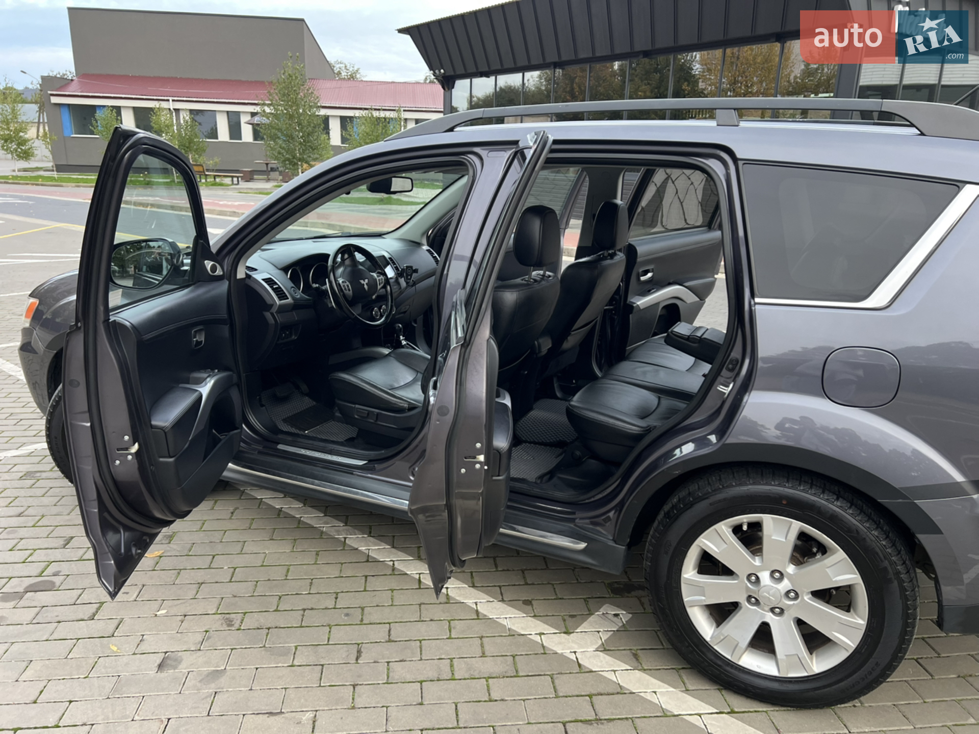 2011 Mitsubishi Outlander - мініатюра 18