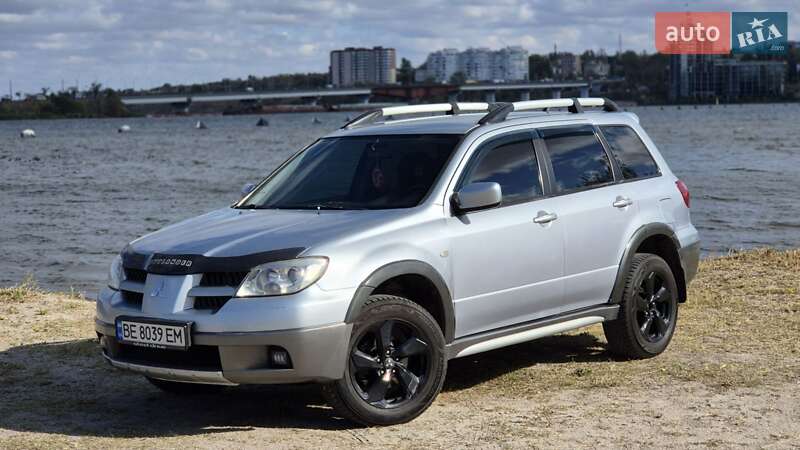 Mitsubishi Outlander 2005