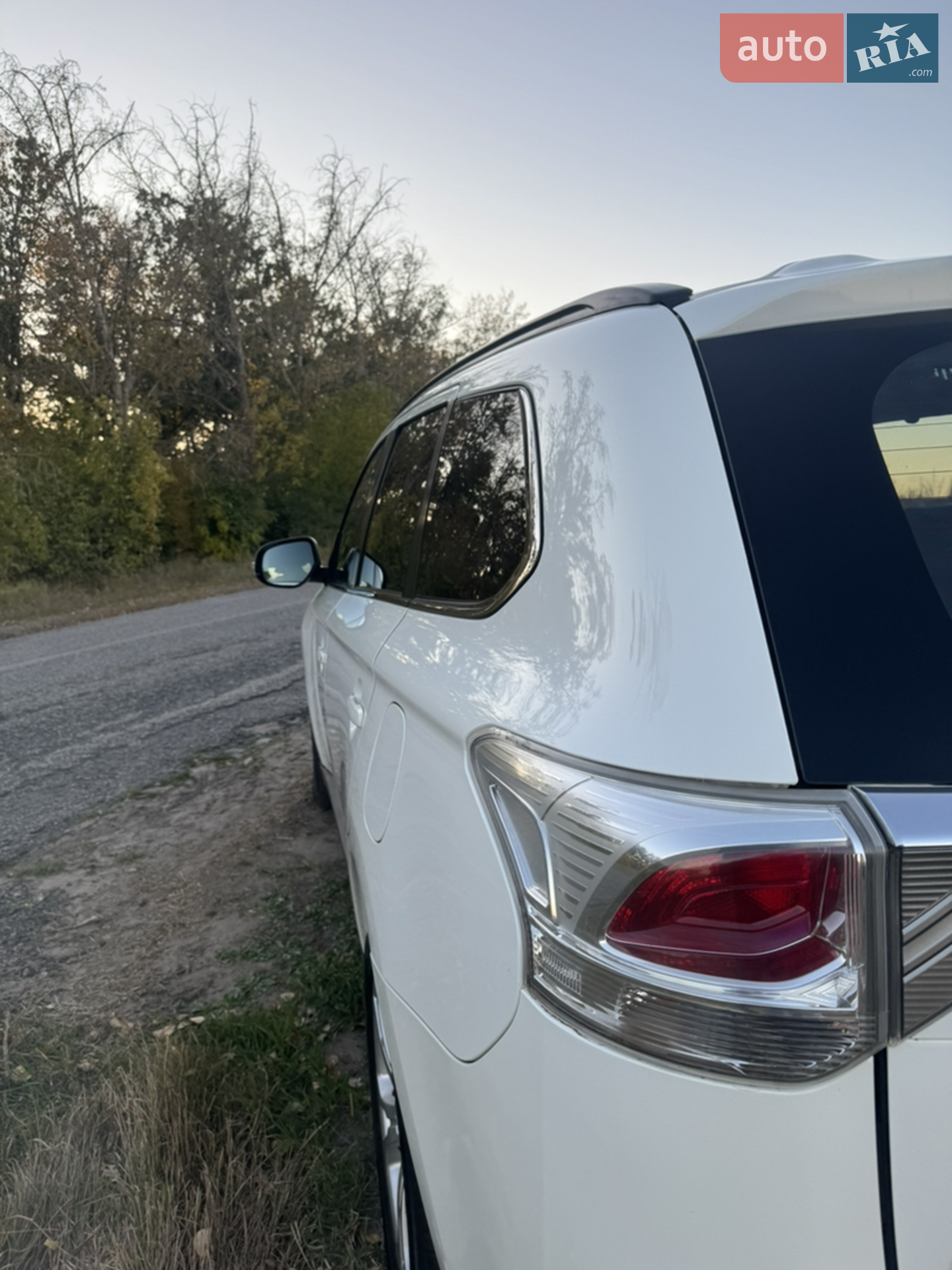 2013 Mitsubishi Outlander - мініатюра 11