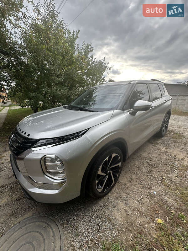 Позашляховик / Кросовер Mitsubishi Outlander 2021 в Харкові фото 5 Позашляховик / Кросовер Mitsubishi Outlander 2021 в Харкові