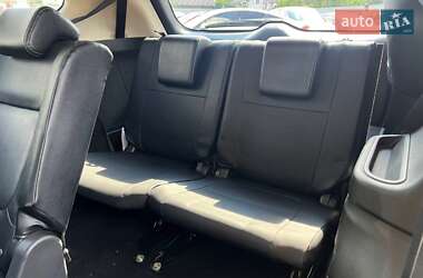 Внедорожник / Кроссовер Mitsubishi Outlander 2013 в 