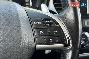 Внедорожник / Кроссовер Mitsubishi Outlander 2013 в 