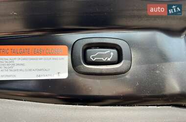 Внедорожник / Кроссовер Mitsubishi Outlander 2013 в 