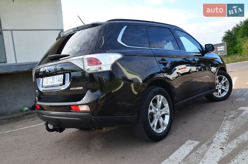 Внедорожник / Кроссовер Mitsubishi Outlander 2013 в Дрогобыче