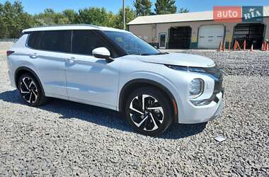 Mitsubishi Outlander 2022