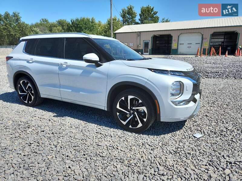 Mitsubishi Outlander 2022