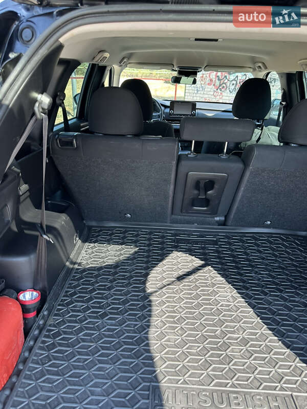 Позашляховик / Кросовер Mitsubishi Outlander 2022 в Одесі фото 12 Позашляховик / Кросовер Mitsubishi Outlander 2022 в Одесі