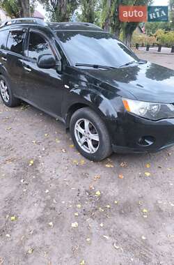 Внедорожник / Кроссовер Mitsubishi Outlander 2008 в 