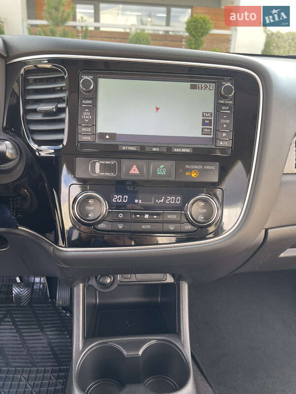 Внедорожник / Кроссовер Mitsubishi Outlander 2014 в Стрые