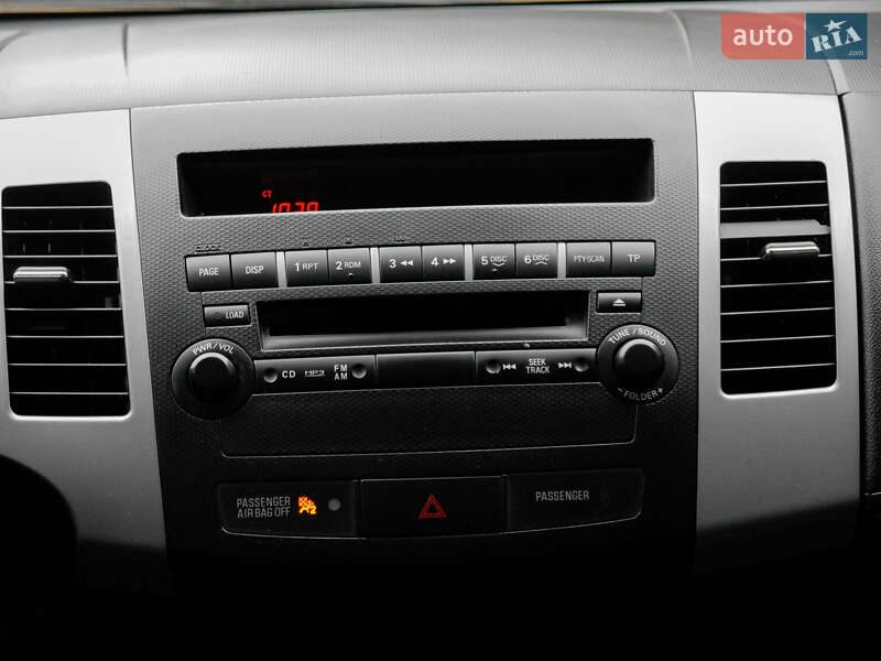 Внедорожник / Кроссовер Mitsubishi Outlander 2010 в Бродах
