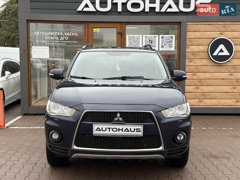 Внедорожник / Кроссовер Mitsubishi Outlander 2011 в Житомире