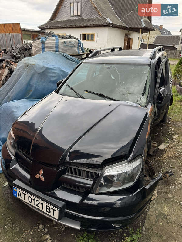 Внедорожник / Кроссовер Mitsubishi Outlander 2009 в Делятине