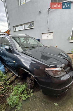 Внедорожник / Кроссовер Mitsubishi Outlander 2009 в 