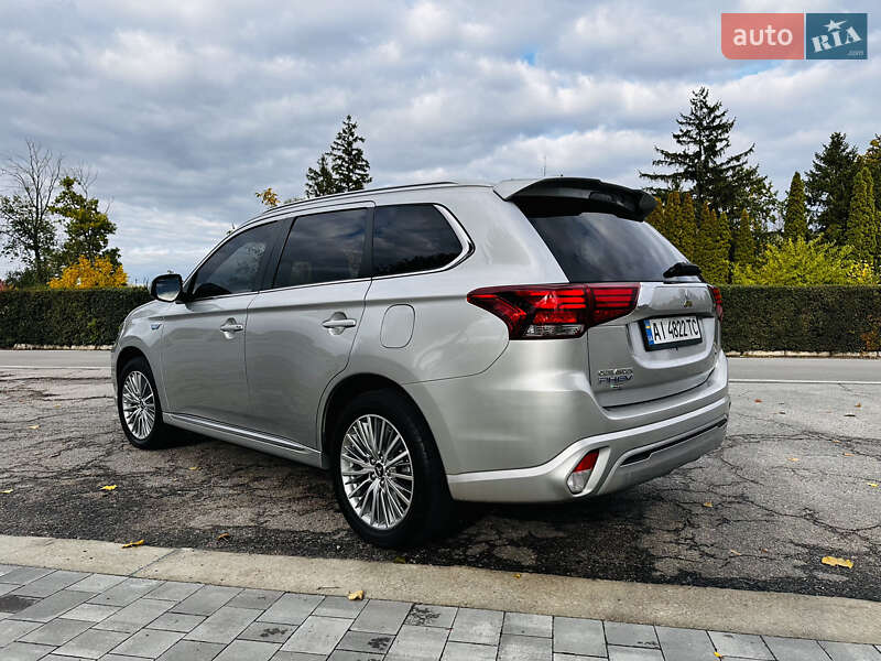 Внедорожник / Кроссовер Mitsubishi Outlander 2022 в Белой Церкви фото 15 Внедорожник / Кроссовер Mitsubishi Outlander 2022 в Белой Церкви