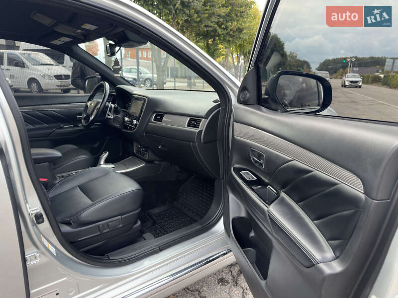 Внедорожник / Кроссовер Mitsubishi Outlander 2022 в Белой Церкви фото 34 Внедорожник / Кроссовер Mitsubishi Outlander 2022 в Белой Церкви