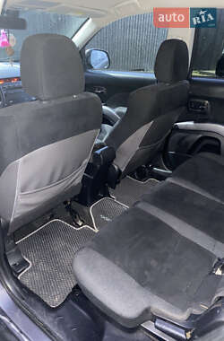 Внедорожник / Кроссовер Mitsubishi Outlander 2009 в 