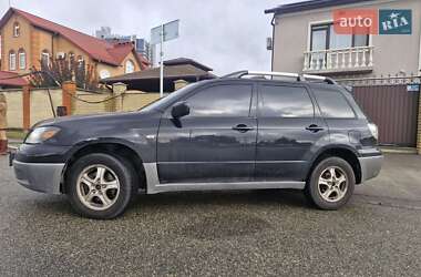 Внедорожник / Кроссовер Mitsubishi Outlander 2004 в 