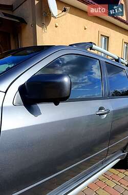 Внедорожник / Кроссовер Mitsubishi Outlander 2006 в 