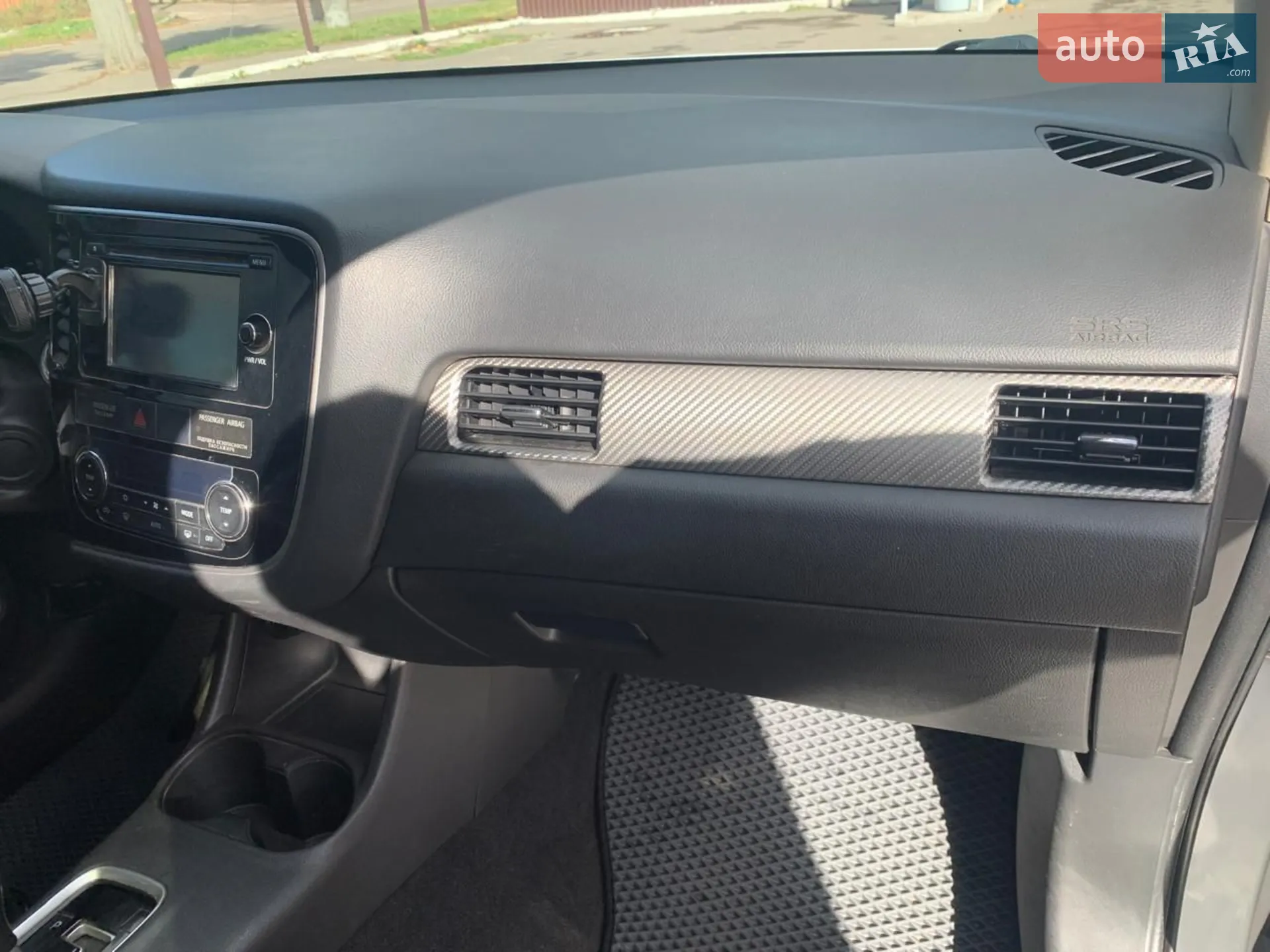 2014 Mitsubishi Outlander - мініатюра 3