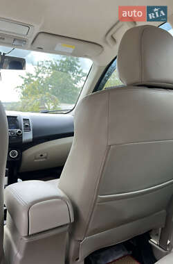 Позашляховик / Кросовер Mitsubishi Outlander 2007 в 