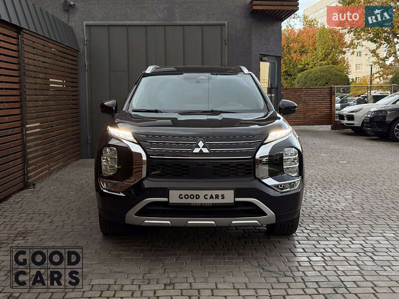 Внедорожник / Кроссовер Mitsubishi Outlander 2022 в Одессе