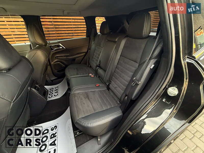 Внедорожник / Кроссовер Mitsubishi Outlander 2022 в Одессе