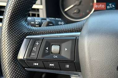 Внедорожник / Кроссовер Mitsubishi Outlander 2022 в 