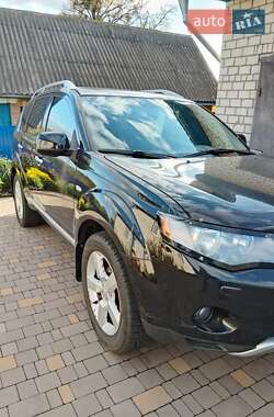 Внедорожник / Кроссовер Mitsubishi Outlander 2007 в 