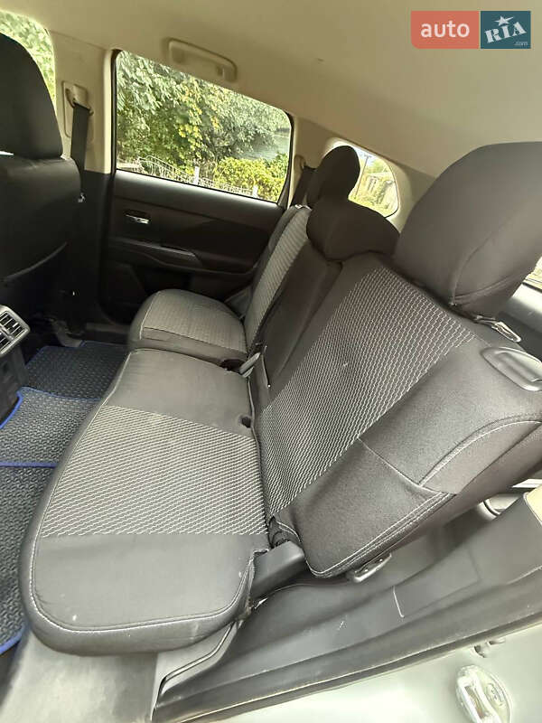 Позашляховик / Кросовер Mitsubishi Outlander 2018 в Запоріжжі