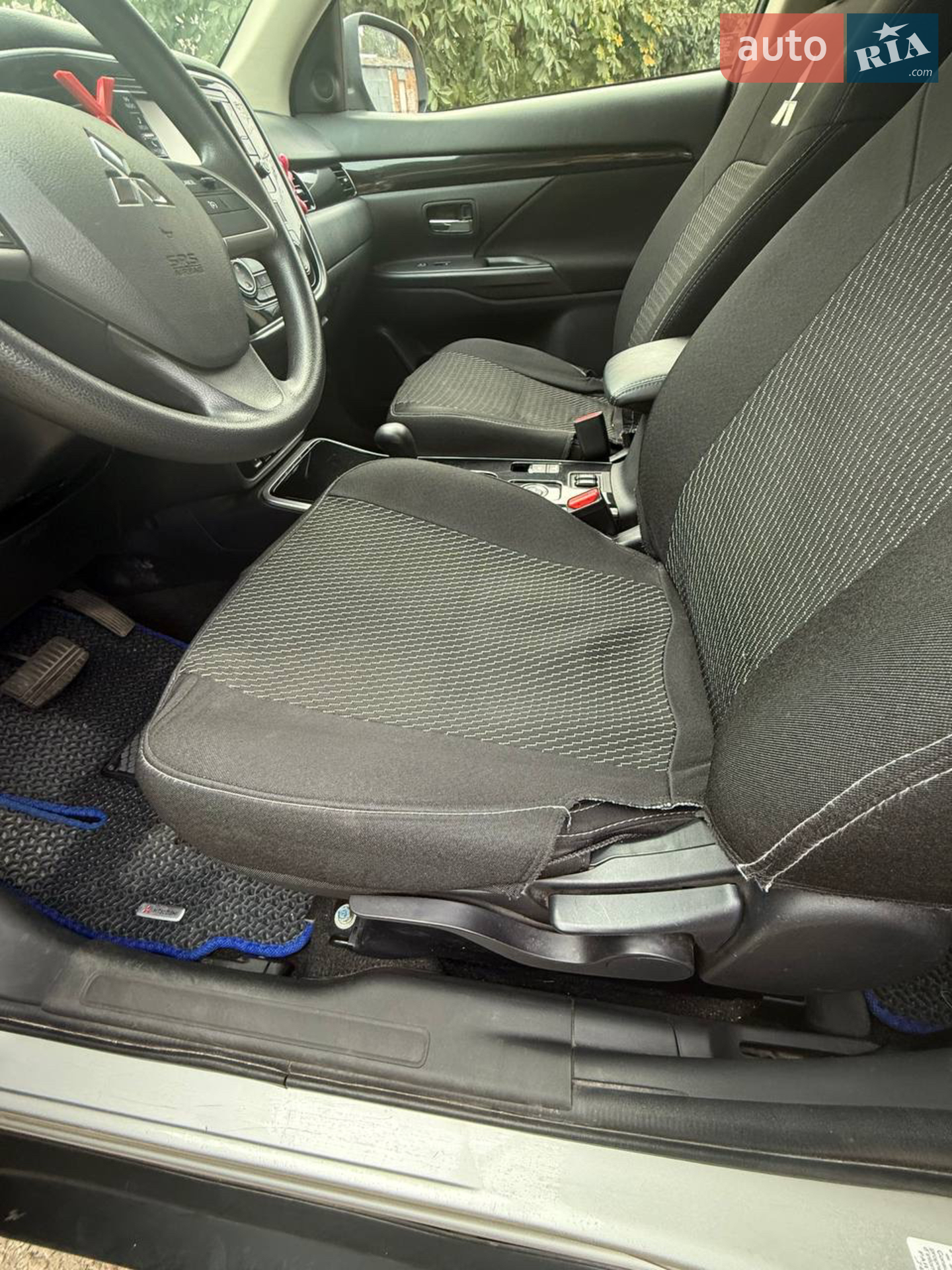 2018 Mitsubishi Outlander - мініатюра 27
