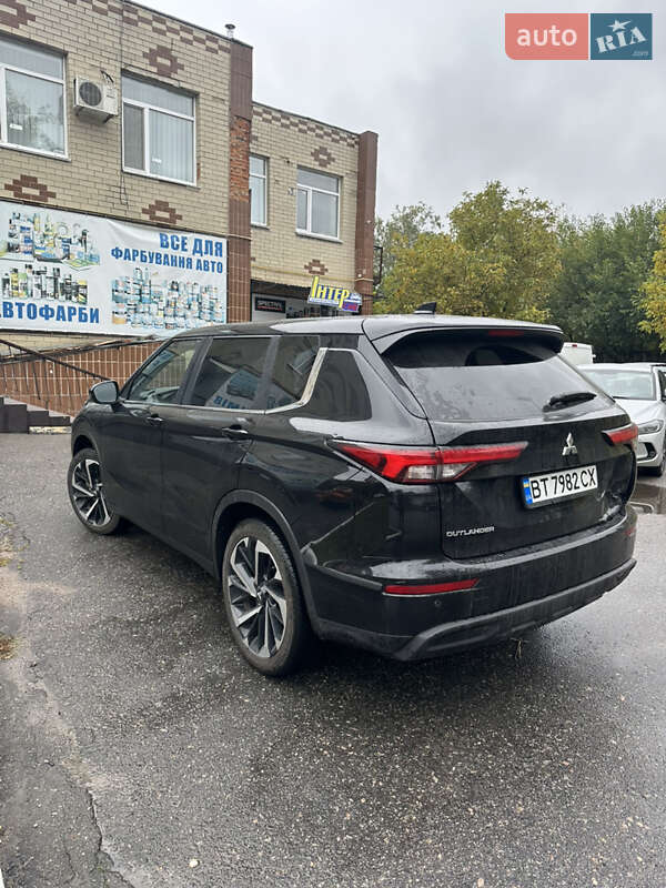 Позашляховик / Кросовер Mitsubishi Outlander 2022 в Одесі фото 6 Позашляховик / Кросовер Mitsubishi Outlander 2022 в Одесі