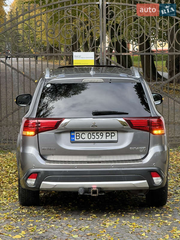 Внедорожник / Кроссовер Mitsubishi Outlander 2017 в Львове фото 19 Внедорожник / Кроссовер Mitsubishi Outlander 2017 в Львове